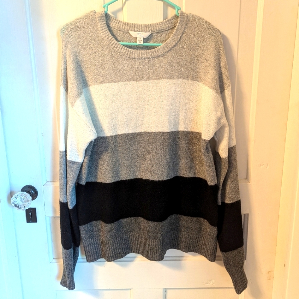 Color block sweater